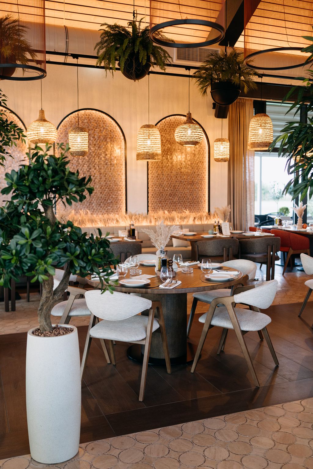 KOTA 111 - Galerija — Restoran 42