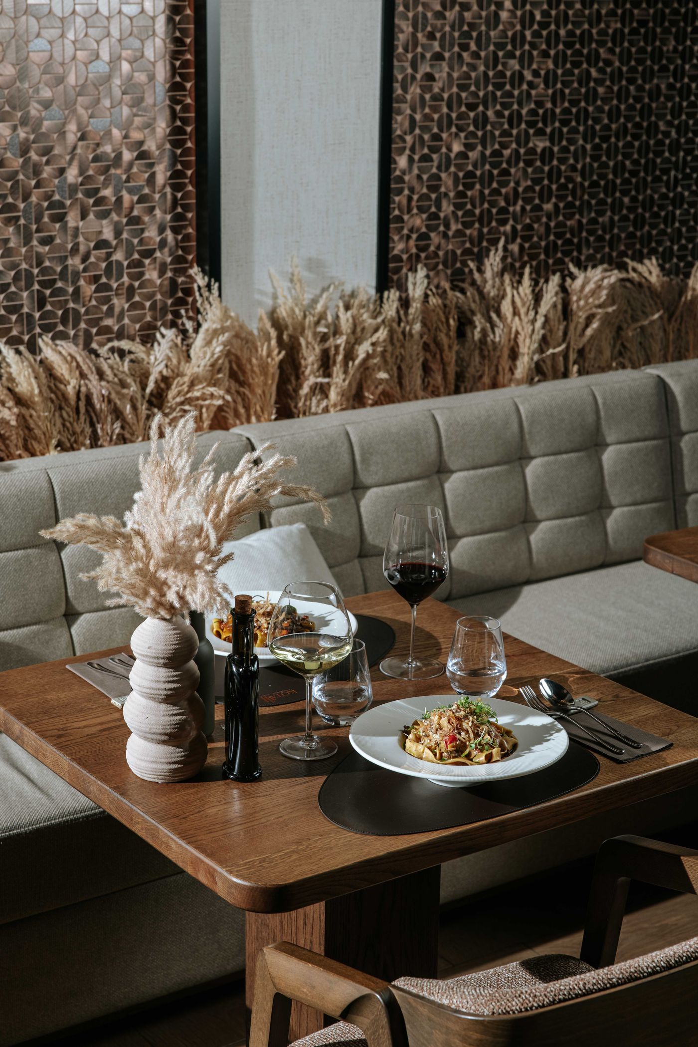 KOTA 111 - Galerija — Restoran 19
