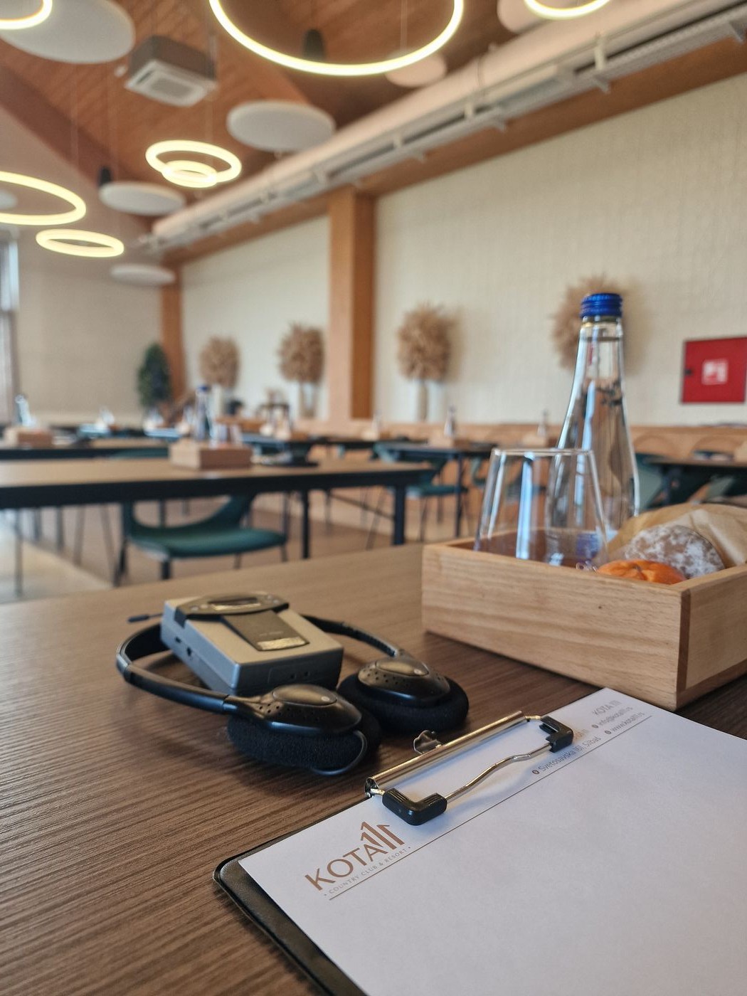 KOTA 111 - Galerija — Konferencijska sala 1
